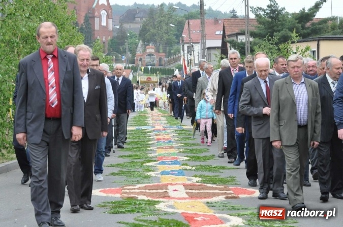 Zdjęcie w galerii na portalu naszraciborz.pl: Procesje Bożego Ciała w Raciborzu i okolicach wiadomości z regionu