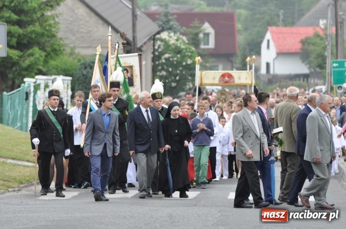 Zdjęcie w galerii na portalu naszraciborz.pl: Procesje Bożego Ciała w Raciborzu i okolicach wiadomości z regionu