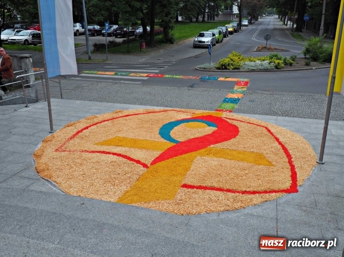 Zdjęcie w galerii na portalu naszraciborz.pl: Procesje Bożego Ciała w Raciborzu i okolicach wiadomości z regionu