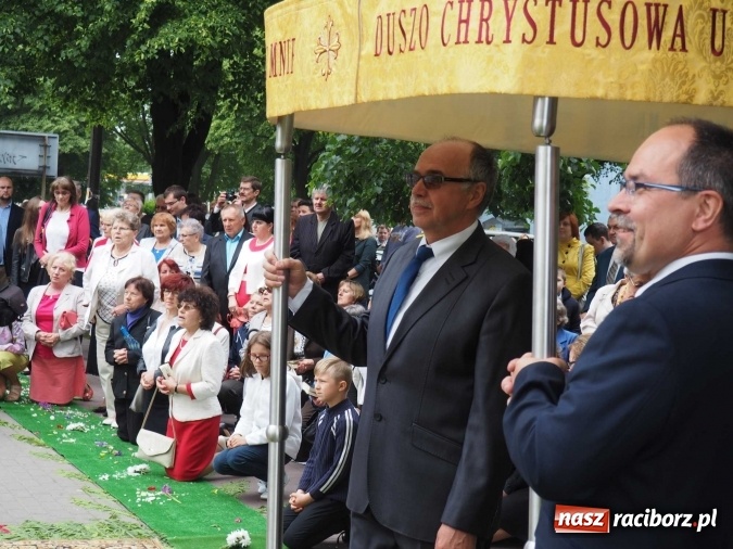 Zdjęcie w galerii na portalu naszraciborz.pl: Procesje Bożego Ciała w Raciborzu i okolicach wiadomości z regionu