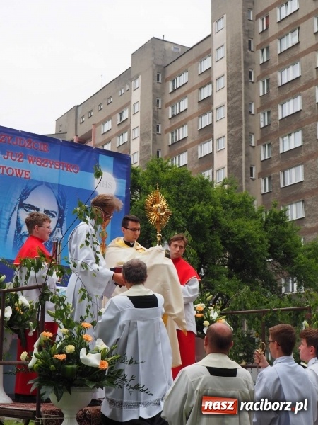 Zdjęcie w galerii na portalu naszraciborz.pl: Procesje Bożego Ciała w Raciborzu i okolicach wiadomości z regionu