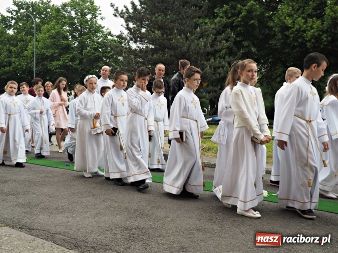 Zdjęcie w galerii na portalu naszraciborz.pl: Procesje Bożego Ciała w Raciborzu i okolicach wiadomości z regionu
