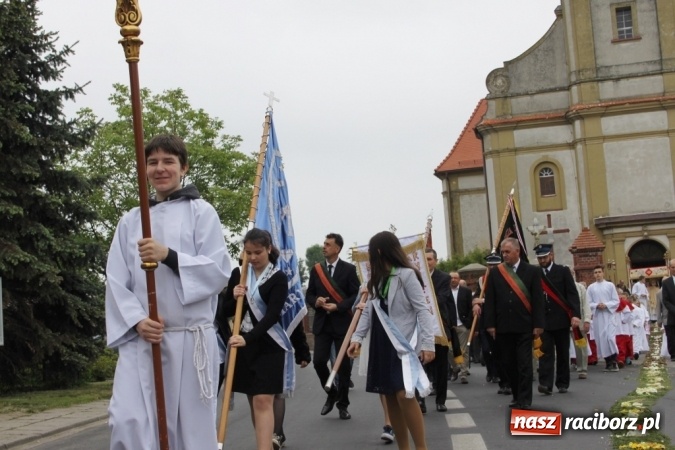 Zdjęcie w galerii na portalu naszraciborz.pl: Procesje Bożego Ciała w Raciborzu i okolicach wiadomości z regionu