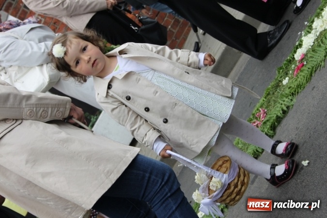 Zdjęcie w galerii na portalu naszraciborz.pl: Procesje Bożego Ciała w Raciborzu i okolicach wiadomości z regionu