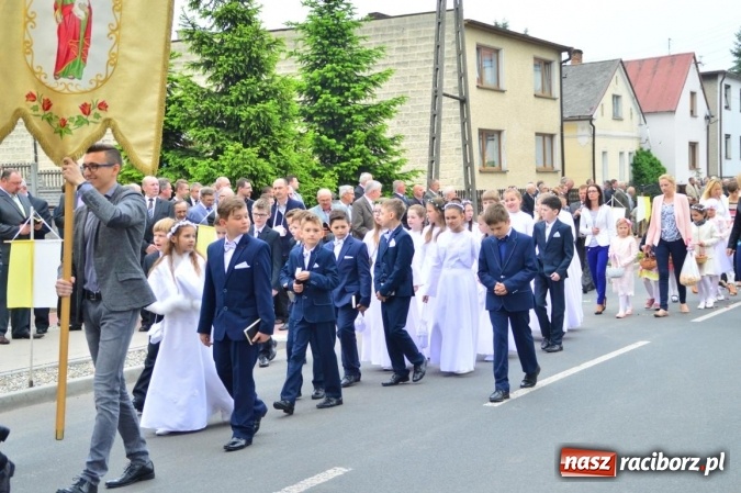 Zdjęcie w galerii na portalu naszraciborz.pl: Procesje Bożego Ciała w Raciborzu i okolicach wiadomości z regionu