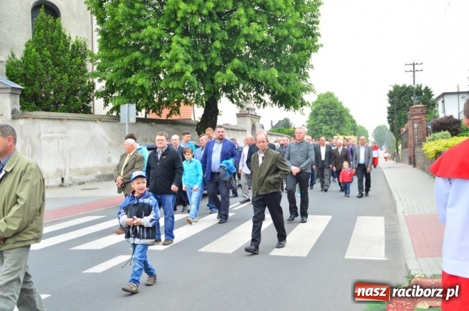Zdjęcie w galerii na portalu naszraciborz.pl: Procesje Bożego Ciała w Raciborzu i okolicach wiadomości z regionu