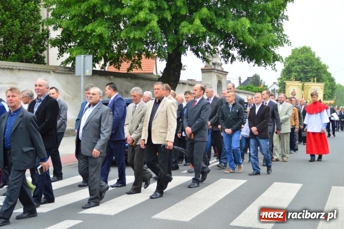 Zdjęcie w galerii na portalu naszraciborz.pl: Procesje Bożego Ciała w Raciborzu i okolicach wiadomości z regionu