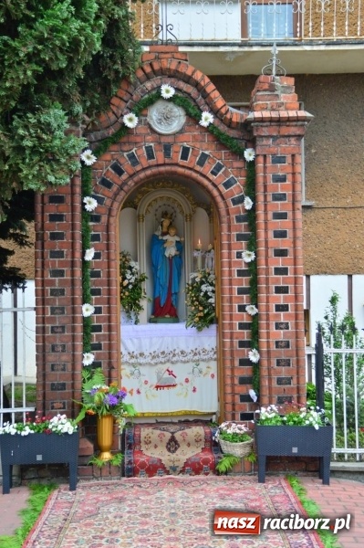 Zdjęcie w galerii na portalu naszraciborz.pl: Procesje Bożego Ciała w Raciborzu i okolicach wiadomości z regionu