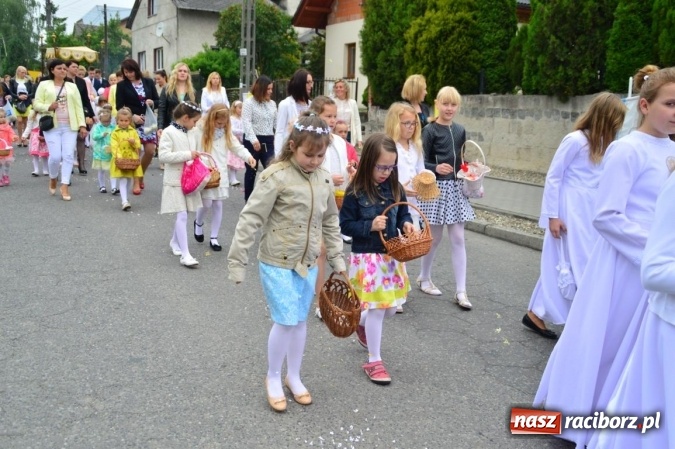 Zdjęcie w galerii na portalu naszraciborz.pl: Procesje Bożego Ciała w Raciborzu i okolicach wiadomości z regionu