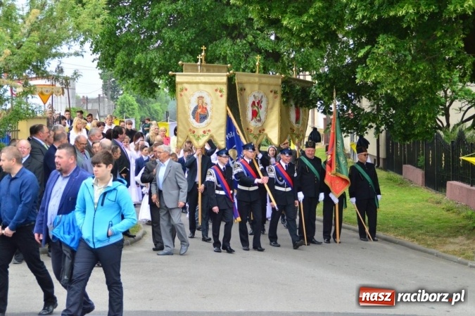 Zdjęcie w galerii na portalu naszraciborz.pl: Procesje Bożego Ciała w Raciborzu i okolicach wiadomości z regionu