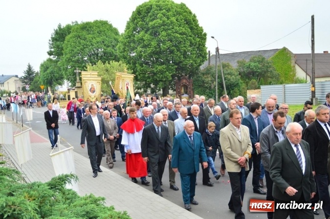 Zdjęcie w galerii na portalu naszraciborz.pl: Procesje Bożego Ciała w Raciborzu i okolicach wiadomości z regionu