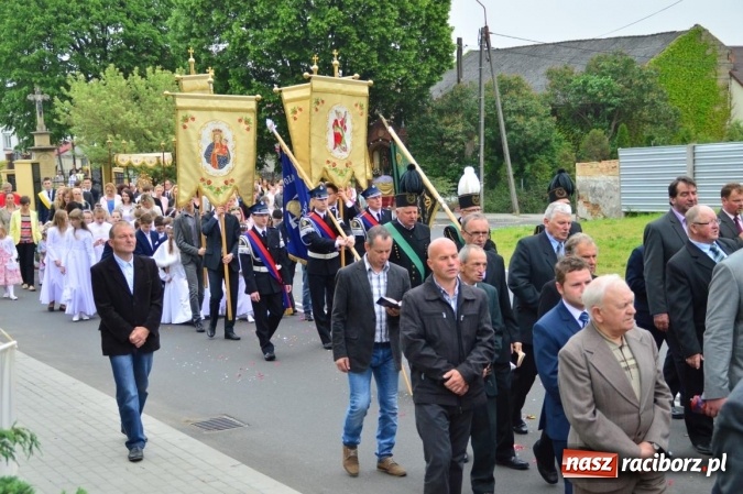 Zdjęcie w galerii na portalu naszraciborz.pl: Procesje Bożego Ciała w Raciborzu i okolicach wiadomości z regionu