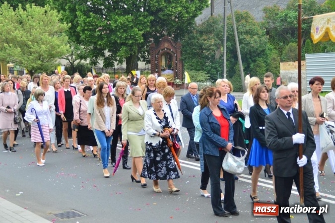 Zdjęcie w galerii na portalu naszraciborz.pl: Procesje Bożego Ciała w Raciborzu i okolicach wiadomości z regionu