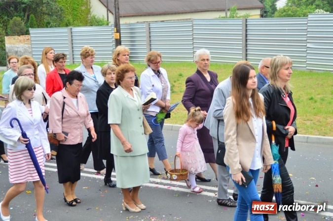 Zdjęcie w galerii na portalu naszraciborz.pl: Procesje Bożego Ciała w Raciborzu i okolicach wiadomości z regionu