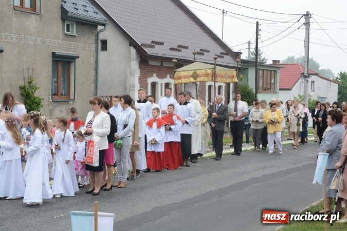 Zdjęcie w galerii na portalu naszraciborz.pl: Procesje Bożego Ciała w Raciborzu i okolicach wiadomości z regionu