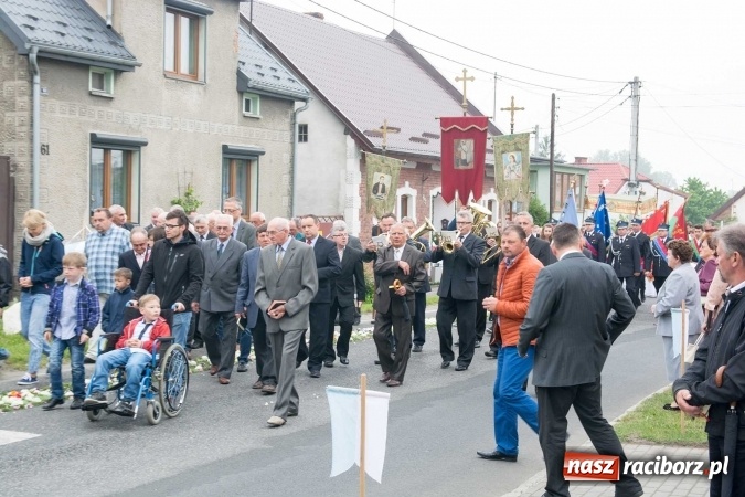 Zdjęcie w galerii na portalu naszraciborz.pl: Procesje Bożego Ciała w Raciborzu i okolicach wiadomości z regionu