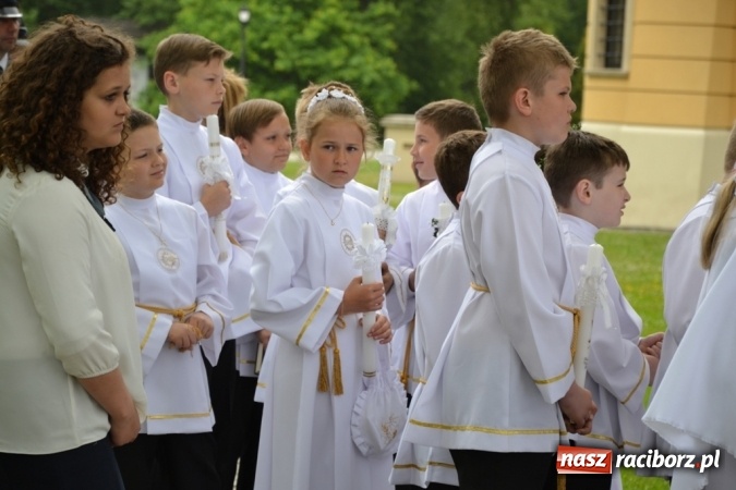 Zdjęcie w galerii na portalu naszraciborz.pl: Tłumy wiernych w procesji Bożego Ciała w Rudach!  wiadomości z regionu