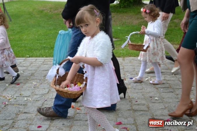 Zdjęcie w galerii na portalu naszraciborz.pl: Tłumy wiernych w procesji Bożego Ciała w Rudach!  wiadomości z regionu