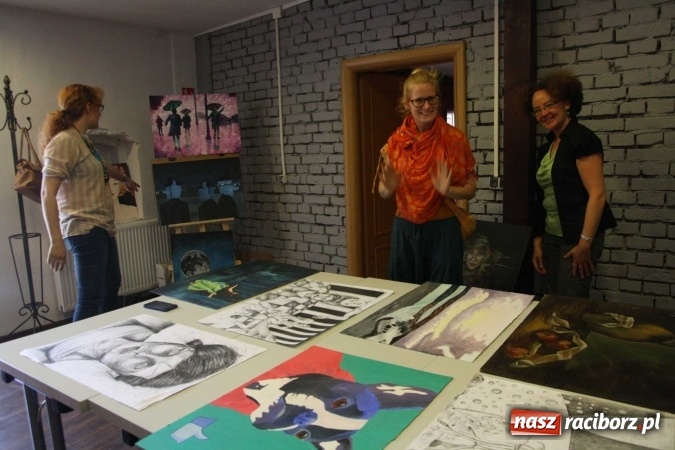 Zdjęcie w galerii na portalu naszraciborz.pl: Najlepsze prace wybrane. Komisja wyłoniła zwycięzców konkursu plastycznego  wiadomości z regionu