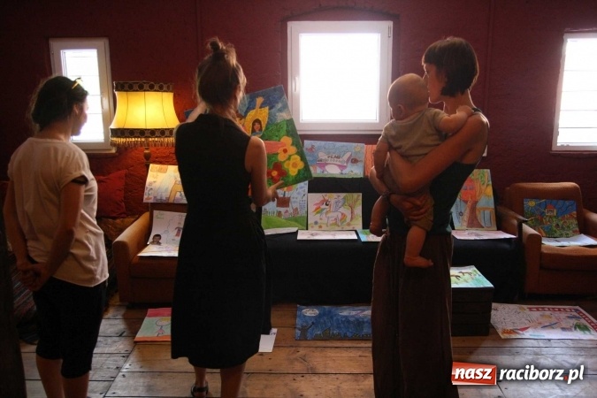 Zdjęcie w galerii na portalu naszraciborz.pl: Najlepsze prace wybrane. Komisja wyłoniła zwycięzców konkursu plastycznego  wiadomości z regionu