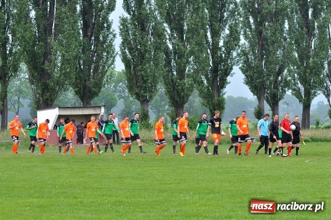 Zdjęcie w galerii na portalu naszraciborz.pl: B klasa: Trzy punkty zostały w Wojnowicach wiadomości z regionu