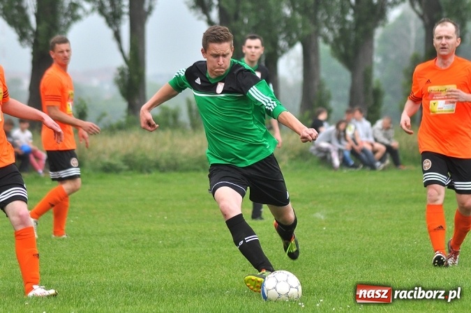 Zdjęcie w galerii na portalu naszraciborz.pl: B klasa: Trzy punkty zostały w Wojnowicach wiadomości z regionu