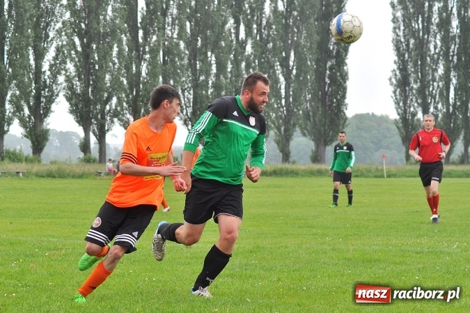 Zdjęcie w galerii na portalu naszraciborz.pl: B klasa: Trzy punkty zostały w Wojnowicach wiadomości z regionu