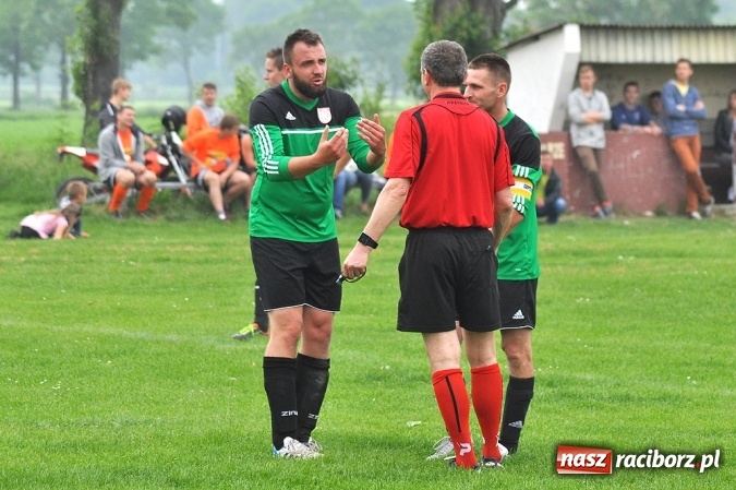 Zdjęcie w galerii na portalu naszraciborz.pl: B klasa: Trzy punkty zostały w Wojnowicach wiadomości z regionu