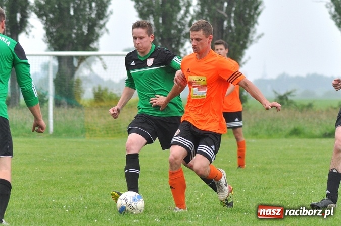 Zdjęcie w galerii na portalu naszraciborz.pl: B klasa: Trzy punkty zostały w Wojnowicach wiadomości z regionu