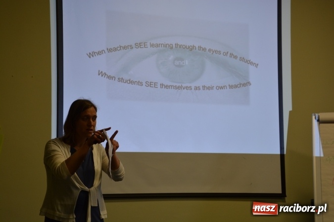 Zdjęcie w galerii na portalu naszraciborz.pl: Coaching i inne nowatorskie metody nauczania w SP 1 wiadomości z regionu