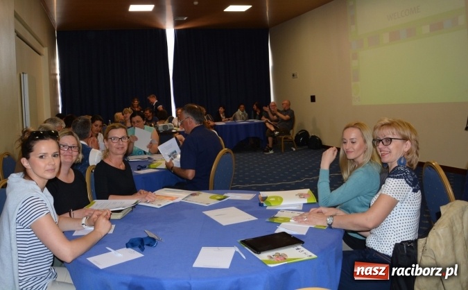 Zdjęcie w galerii na portalu naszraciborz.pl: Coaching i inne nowatorskie metody nauczania w SP 1 wiadomości z regionu