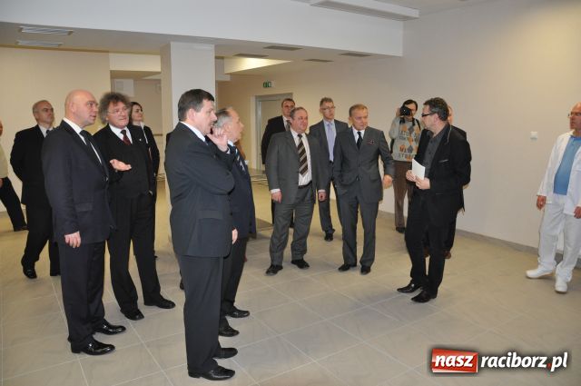 Zdjęcie w galerii na portalu naszraciborz.pl: Jest blok, nie ma pacjentów wiadomości z regionu