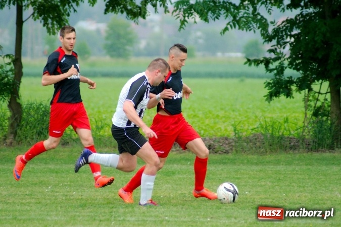 Zdjęcie w galerii na portalu naszraciborz.pl: Złe miłego początki. Bieńkowice wymęczyły wygraną z rezerwami Czyżowic wiadomości z regionu
