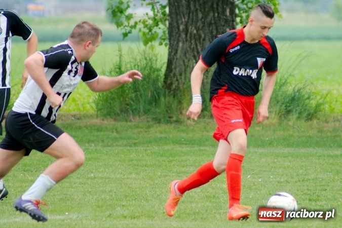 Zdjęcie w galerii na portalu naszraciborz.pl: Złe miłego początki. Bieńkowice wymęczyły wygraną z rezerwami Czyżowic wiadomości z regionu