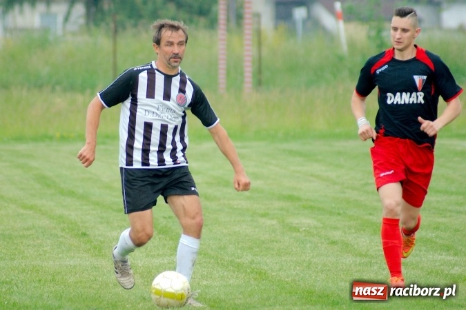 Zdjęcie w galerii na portalu naszraciborz.pl: Złe miłego początki. Bieńkowice wymęczyły wygraną z rezerwami Czyżowic wiadomości z regionu