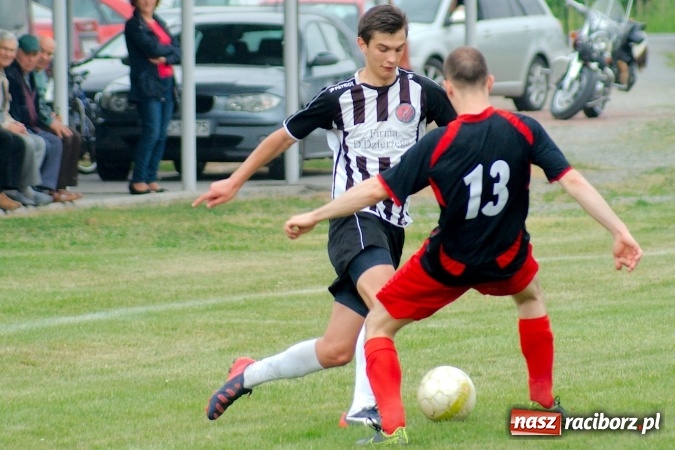 Zdjęcie w galerii na portalu naszraciborz.pl: Złe miłego początki. Bieńkowice wymęczyły wygraną z rezerwami Czyżowic wiadomości z regionu