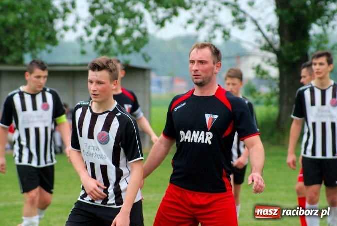 Zdjęcie w galerii na portalu naszraciborz.pl: Złe miłego początki. Bieńkowice wymęczyły wygraną z rezerwami Czyżowic wiadomości z regionu