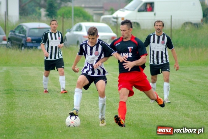 Zdjęcie w galerii na portalu naszraciborz.pl: Złe miłego początki. Bieńkowice wymęczyły wygraną z rezerwami Czyżowic wiadomości z regionu