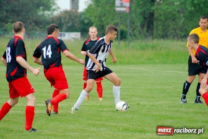 Zdjęcie w galerii na portalu naszraciborz.pl: Złe miłego początki. Bieńkowice wymęczyły wygraną z rezerwami Czyżowic wiadomości z regionu