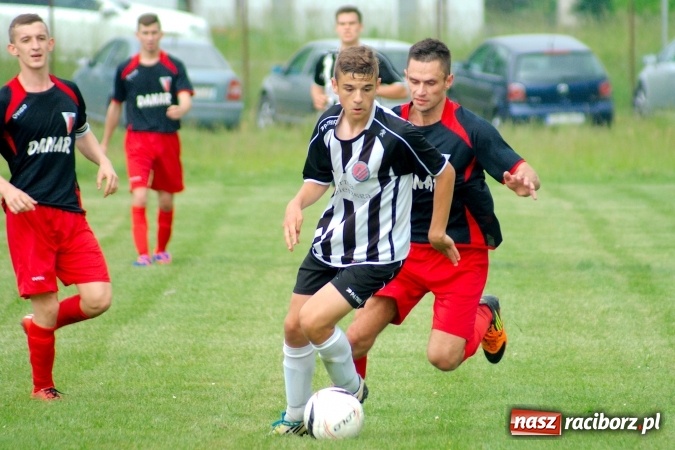 Zdjęcie w galerii na portalu naszraciborz.pl: Złe miłego początki. Bieńkowice wymęczyły wygraną z rezerwami Czyżowic wiadomości z regionu