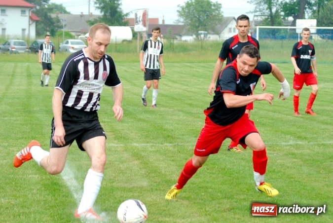 Zdjęcie w galerii na portalu naszraciborz.pl: Złe miłego początki. Bieńkowice wymęczyły wygraną z rezerwami Czyżowic wiadomości z regionu