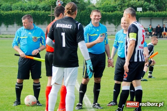 Zdjęcie w galerii na portalu naszraciborz.pl: Festiwal karnych w Tworkowie. Czarni Nowa Wieś pokonani, awans coraz bliżej wiadomości z regionu