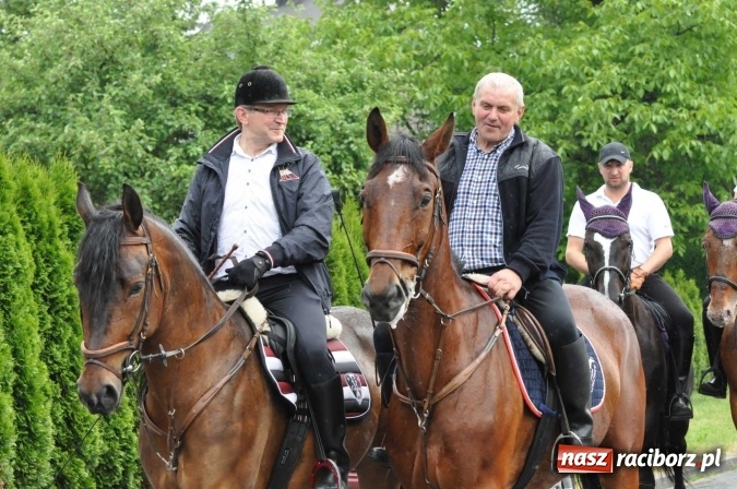 Zdjęcie w galerii na portalu naszraciborz.pl: Brzezie idzie w procesji na św. Urbana wiadomości z regionu