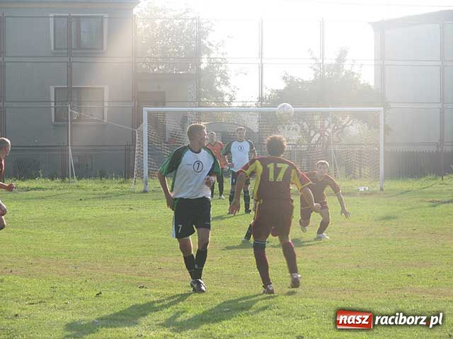 Zdjęcie w galerii na portalu naszraciborz.pl: Klasa B: Siedliska - zwycięstwo po piłkarskim horrorze wiadomości z regionu
