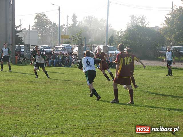 Zdjęcie w galerii na portalu naszraciborz.pl: Klasa B: Siedliska - zwycięstwo po piłkarskim horrorze wiadomości z regionu