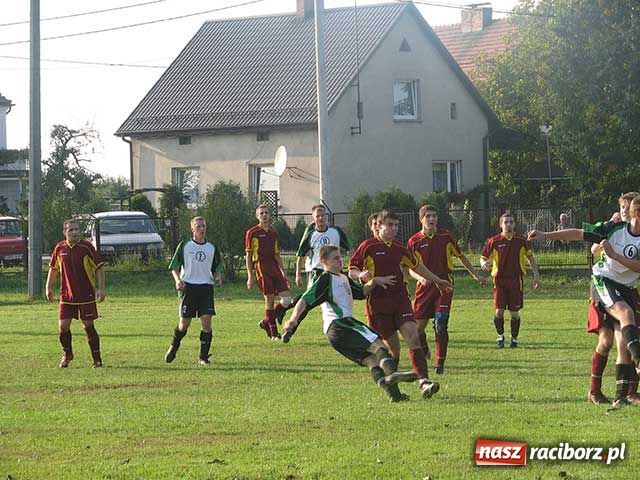 Zdjęcie w galerii na portalu naszraciborz.pl: Klasa B: Siedliska - zwycięstwo po piłkarskim horrorze wiadomości z regionu