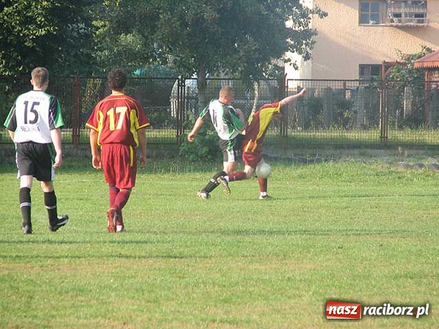 Zdjęcie w galerii na portalu naszraciborz.pl: Klasa B: Siedliska - zwycięstwo po piłkarskim horrorze wiadomości z regionu