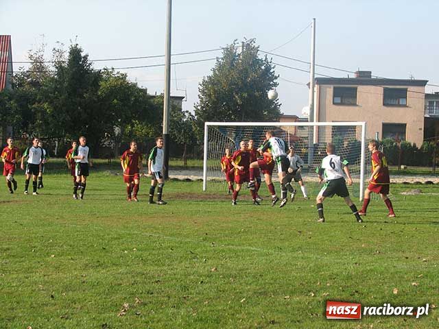 Zdjęcie w galerii na portalu naszraciborz.pl: Klasa B: Siedliska - zwycięstwo po piłkarskim horrorze wiadomości z regionu