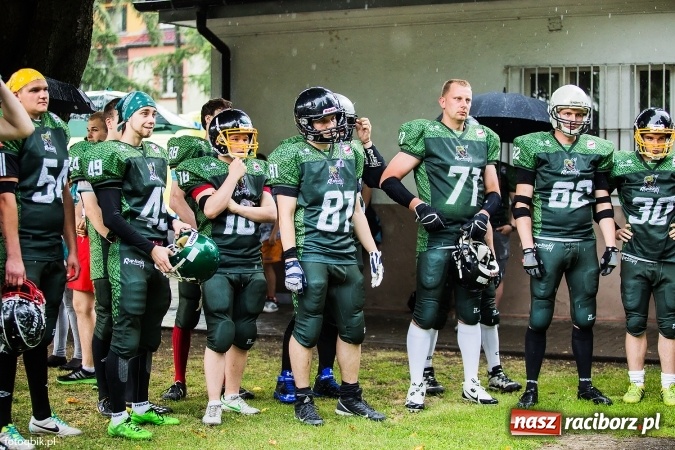 Zdjęcie w galerii na portalu naszraciborz.pl: Futbol amerykański: wyrównane spotkanie przy Wyszyńskiego wiadomości z regionu