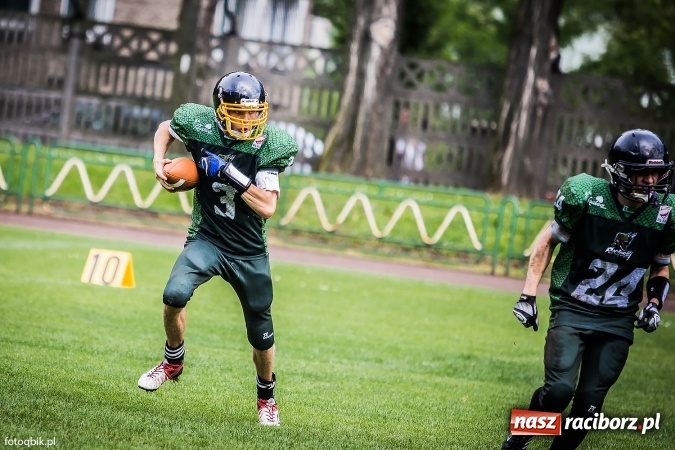 Zdjęcie w galerii na portalu naszraciborz.pl: Futbol amerykański: wyrównane spotkanie przy Wyszyńskiego wiadomości z regionu